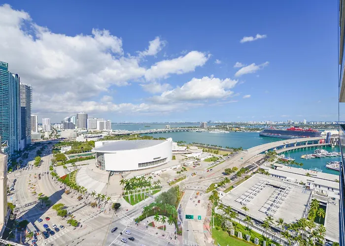 Luxury Studio With Bay View Near To Bayfront Park